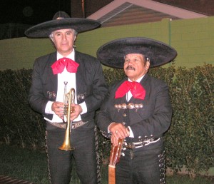 Ren&eacute; Mart&iacute;nez Anuncios de arte, joyas, cosas valiosas en Santiago |  charros precios juarez mariachis santiago, buena y alegre musica ranchera