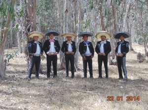Mariachi Tierra Nueva Anuncios de arte, joyas, cosas valiosas en Santiago |  Dia de los enamorados,serenatas en santiago con amor: (022) 573 31 58, !!! un bello regalo(022) 573 31 58 !!!